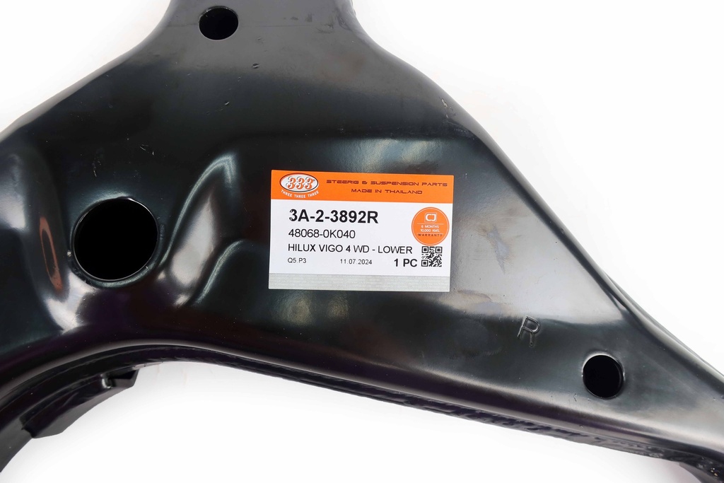 ตองสาม(333) ปีกนกใหญ่ล่าง โตโยต้า วีโก้ 4WD มีบุช, มีลูกหมาก LOWER - R 3A-2-3892R