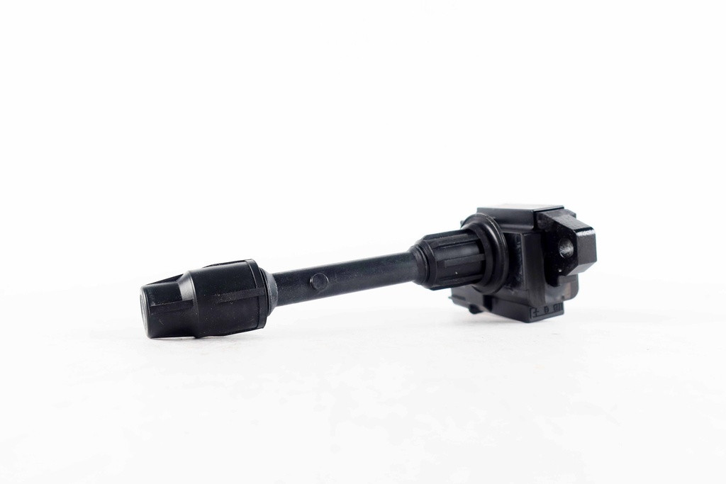 ฮิตาชิ (Hitachi) คอยล์จุดระเบิด Nissan Cefiro A33 (VQ20DE, VQ30DE) ปี 2001-2003 ตัวสั้นฝั่งขวา ICH2851